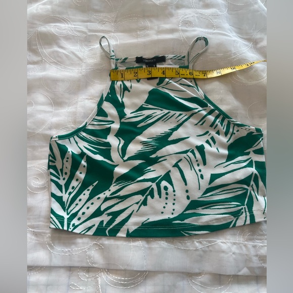 Forever 21 Medium Green/White Crop Tank Top - Picture 2 of 8